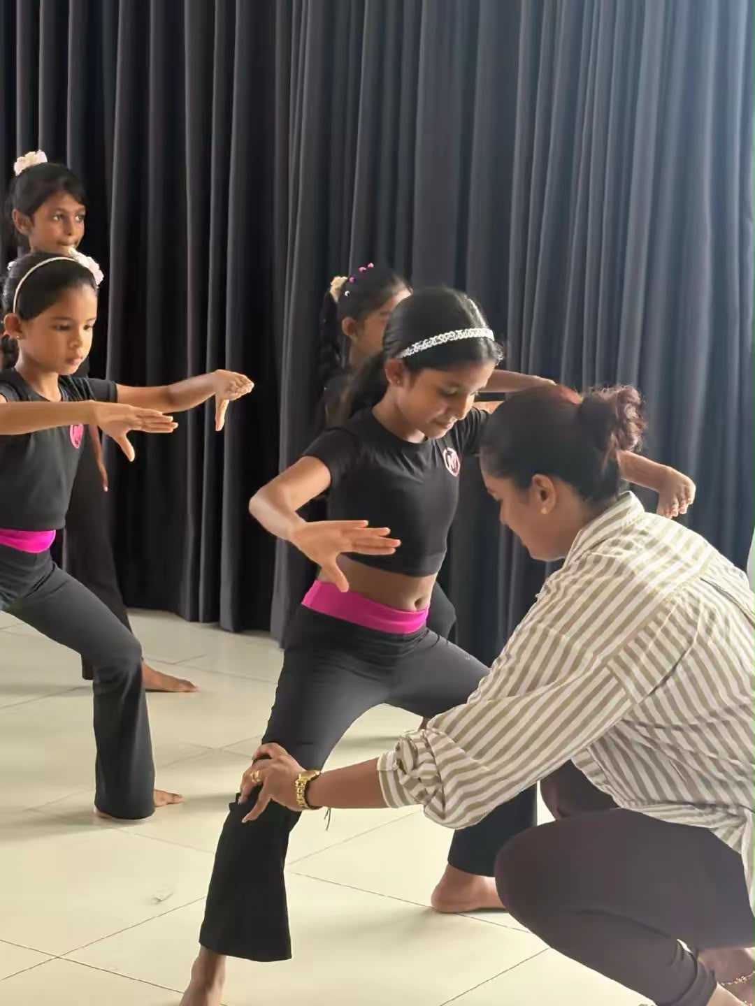 Menaka Peiris Dancing Academy moment 6